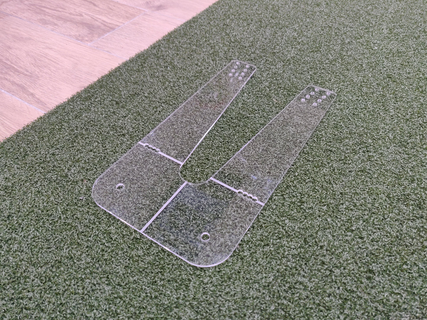 Ghost Transparent Putting Plate